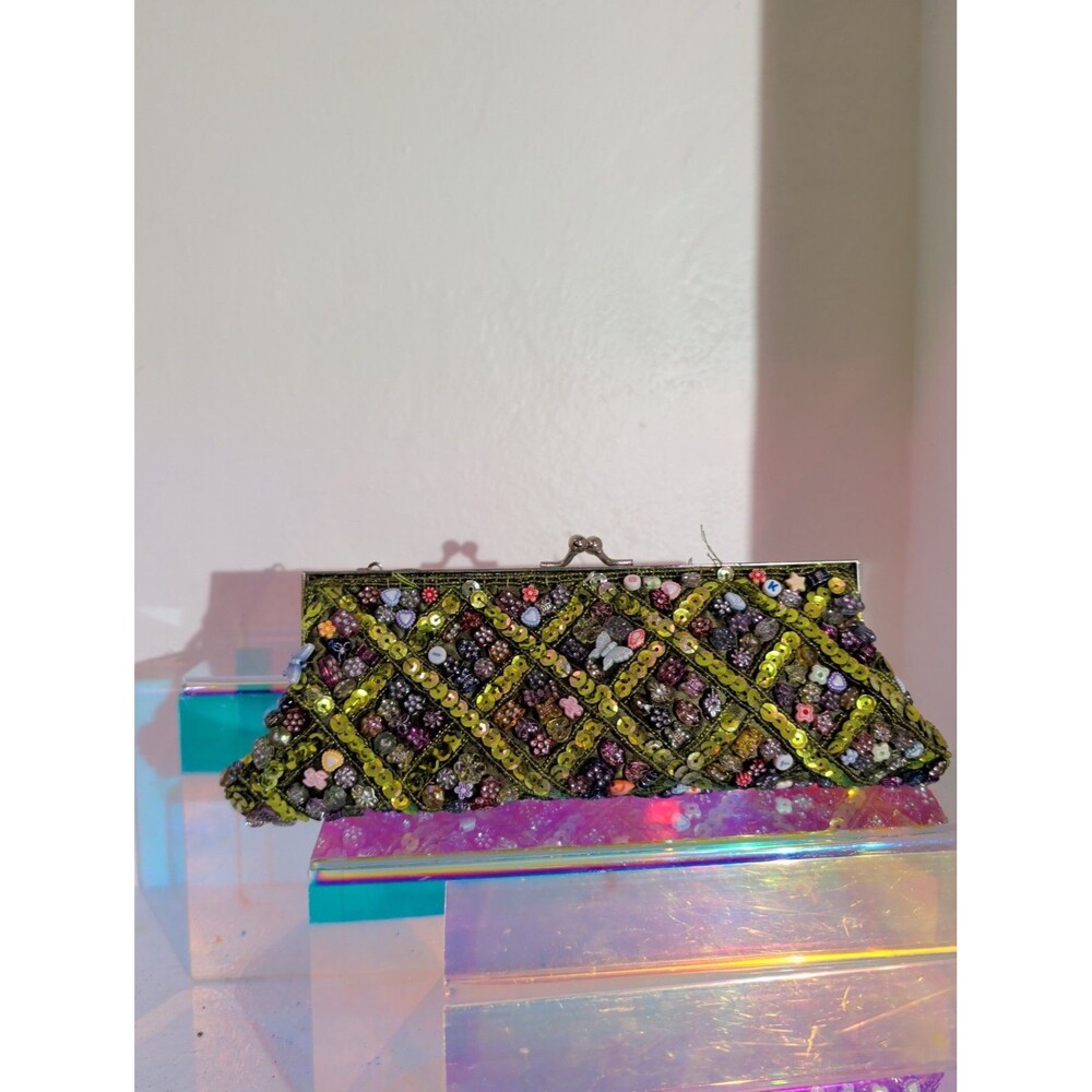 Vintage Beaded Sequin Evening Clutch Purse Kiss Lock Multicolor Floral Boho